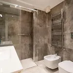 Appartamento Lux 10 - Stazione&università